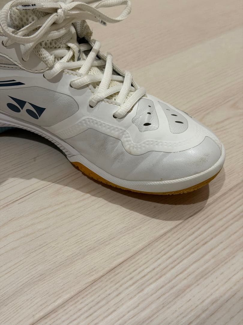 YONEX パワークッション65Z4 ワイド バドミントンシューズ 22.5