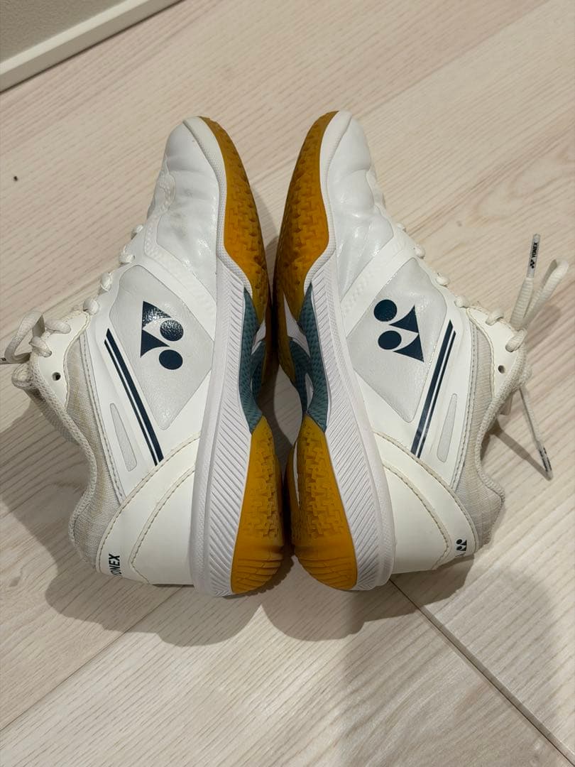 YONEX パワークッション65Z4 ワイド バドミントンシューズ 22.5