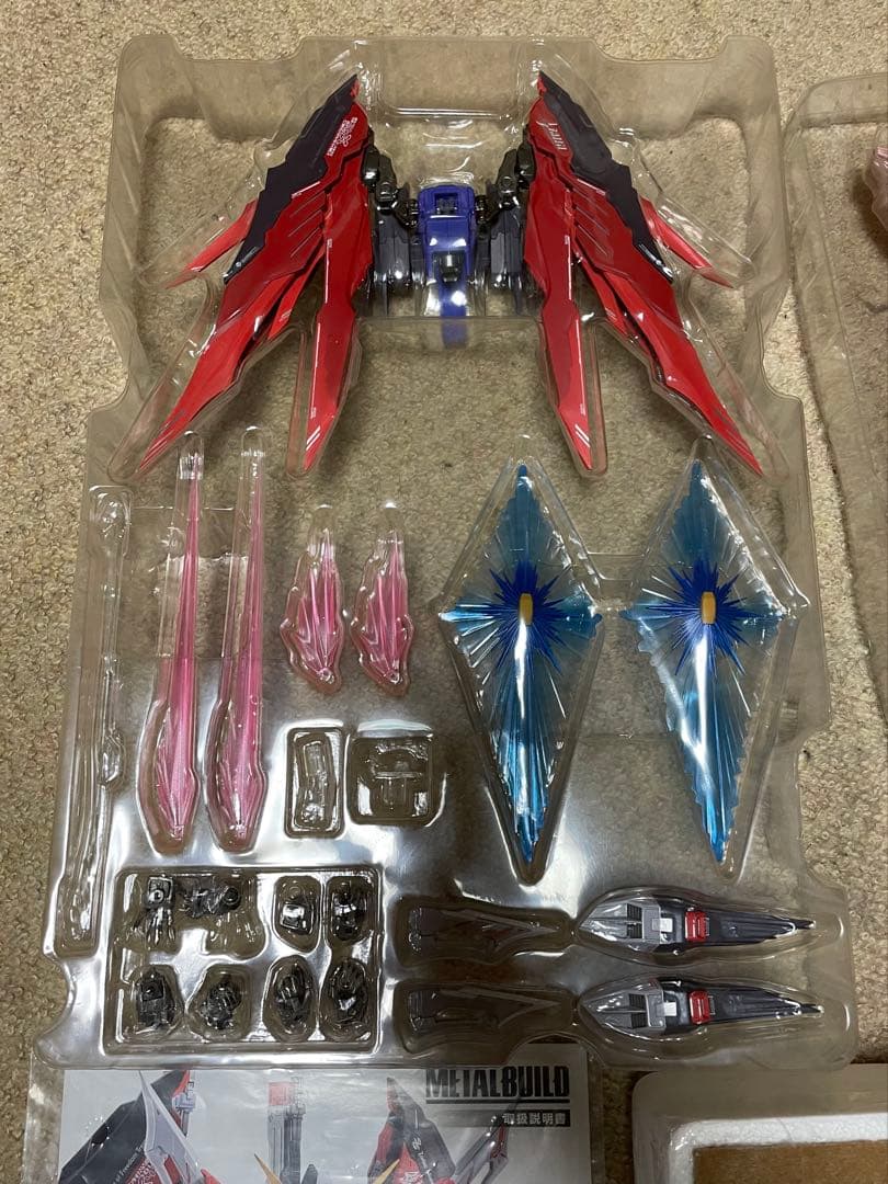 メタルビルド　 DESTINY デスティニー　ガンダムSOUL RED Ver.