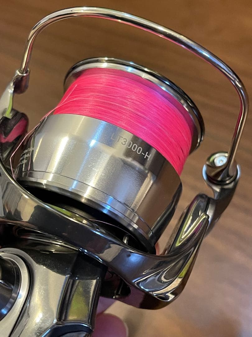 リール DAIWA EXIST LT3000H