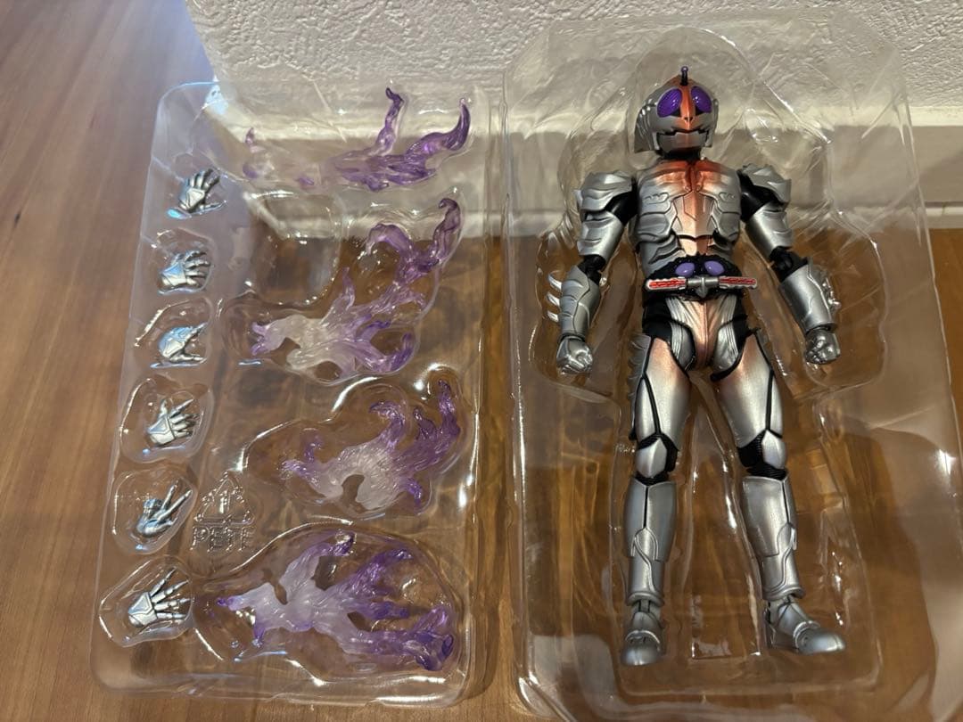 フィギュアーツ　アマゾン　シグマ