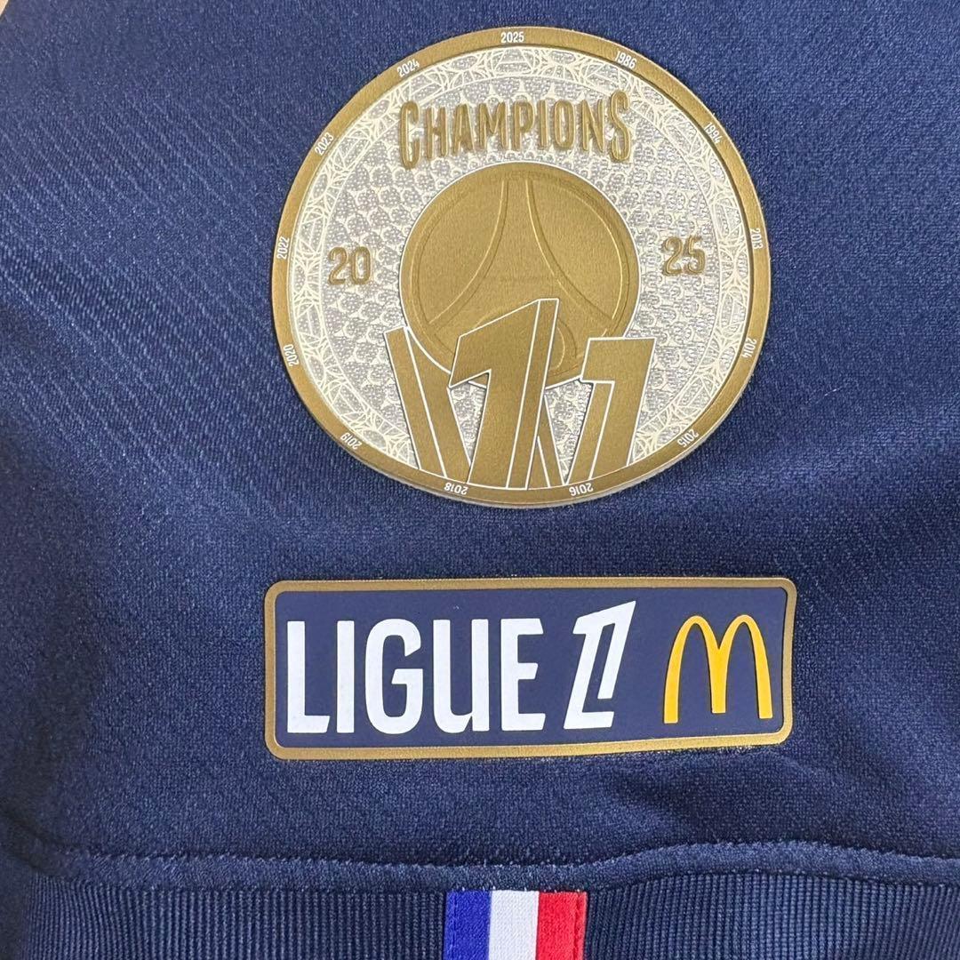 日本未対応 BEYOND 入り　PSG パリ市内公式ストア購入　クヴァラツヘリア