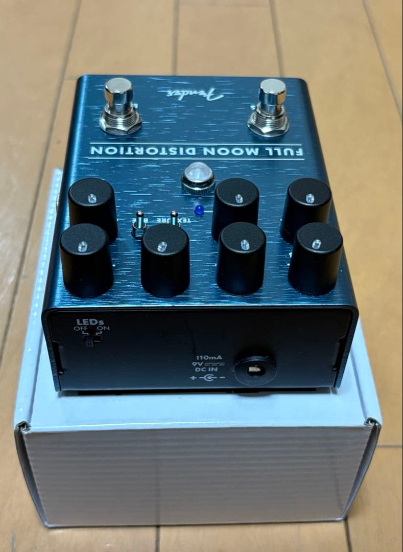 ギター Fender FULL MOON DISTORTION