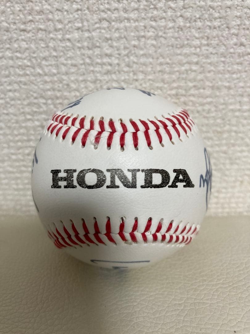 長野久義　直筆ボール　 HONDA 木製スタンド付き　他選手寄せ書き