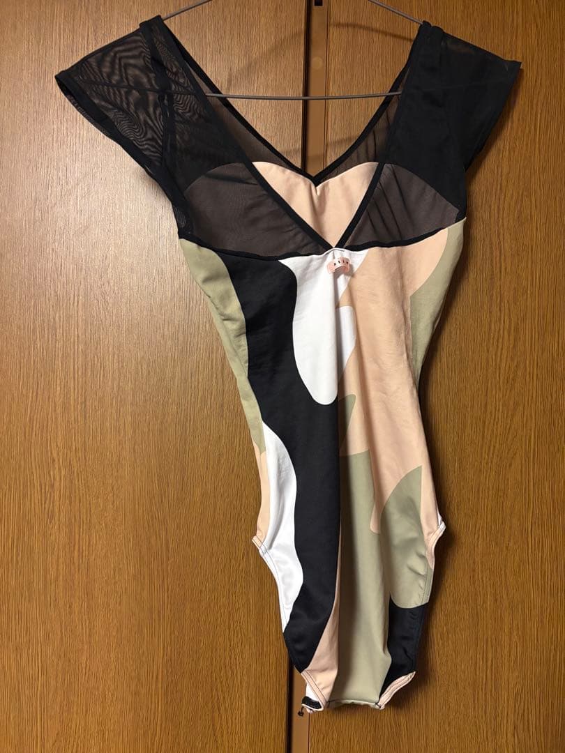 【2/25まで値下げ】 stina レオタード