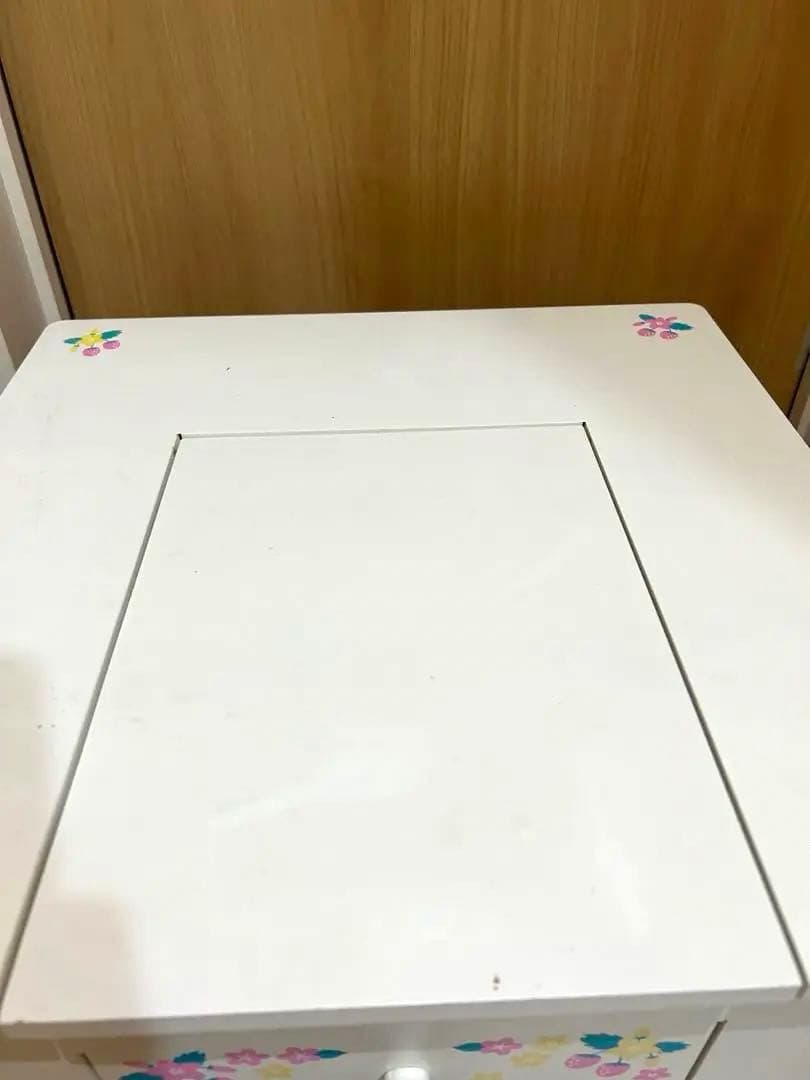 HELLO KITTY ドレッサー 白