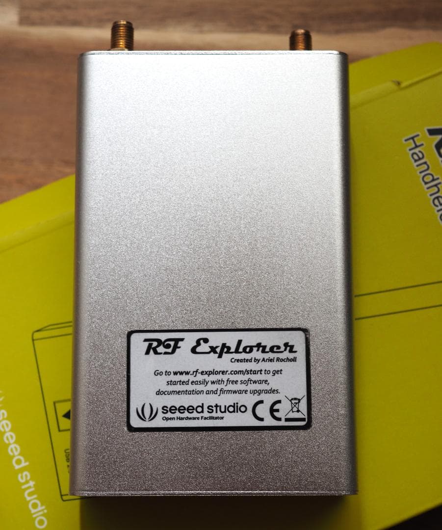 RF Explorer 3G Combo 2.7GHzスペクトラムアナライザー