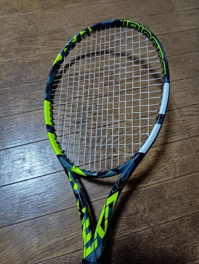 【美品】BabolatPureAero98(2023モデル)