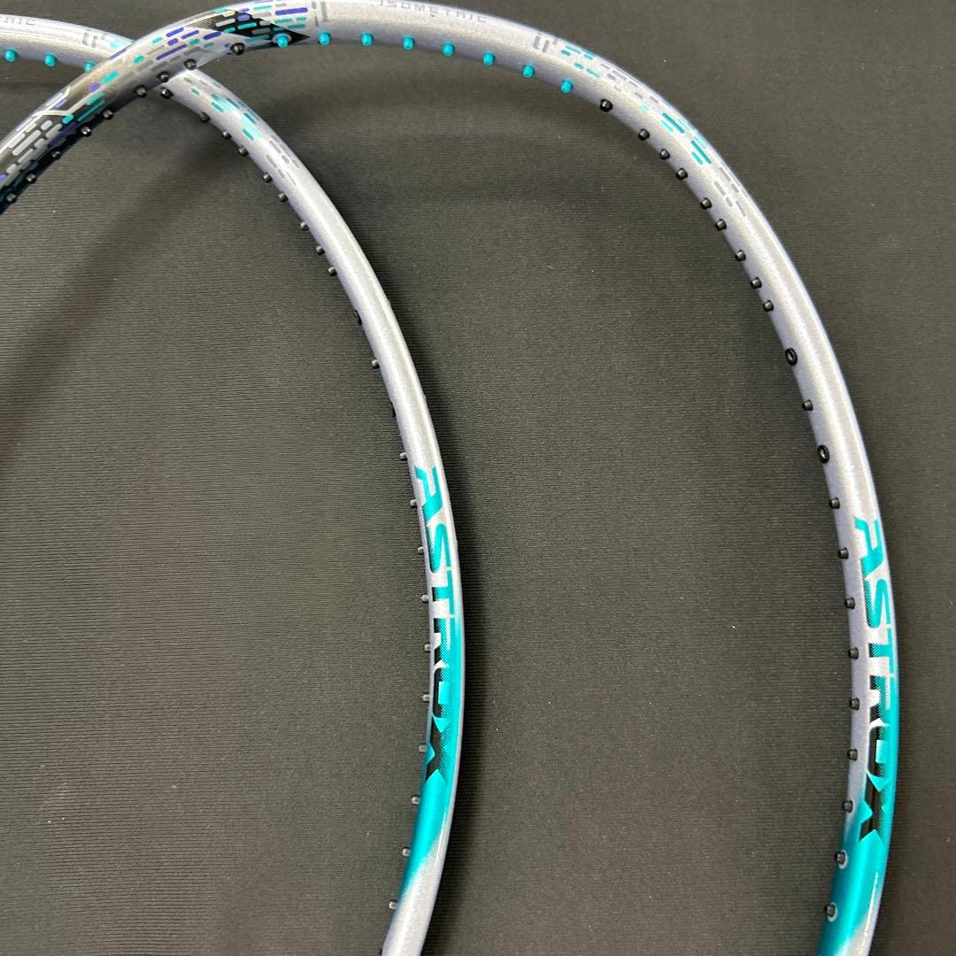 4UG6　アストロクス88Dプロ　2本　新品未使用　ＹＯＮＥＸ　バドミントン