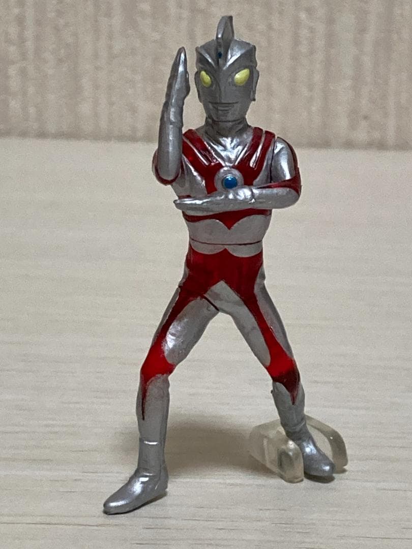 クリアバージョン　開封品　キャラエッグ　ウルトラマン １７種【宅急便送料無料】
