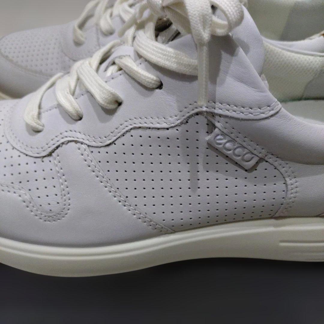 ECCO メンズ　ホワイトレザー スニーカー