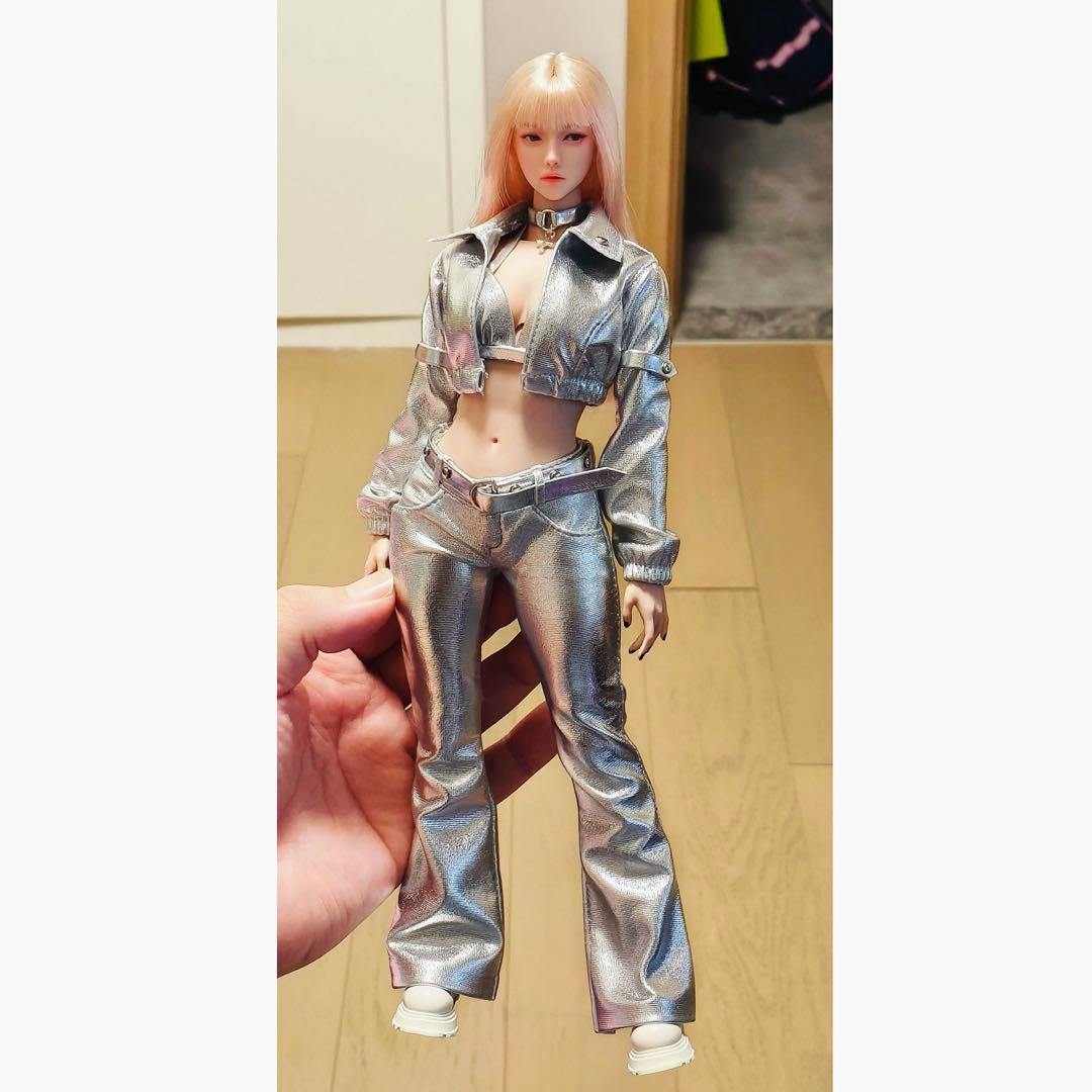 T10 1/6スケール 手作り 女性素体用の服セット 多様な6分女性素体に対応