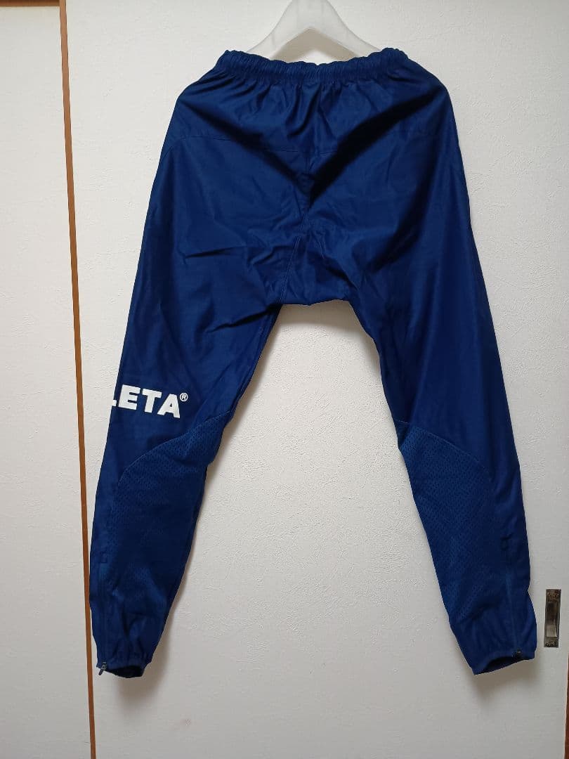 ATHLETA アスレタピステ・ウィンドブレーカー ネイビー　上下セット