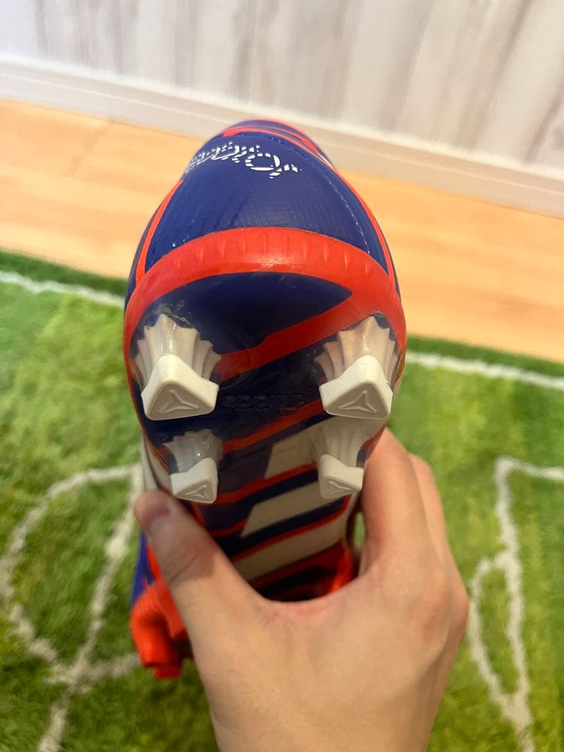 激レア サッカー スパイク アディダス プレデターインスティンクトFG