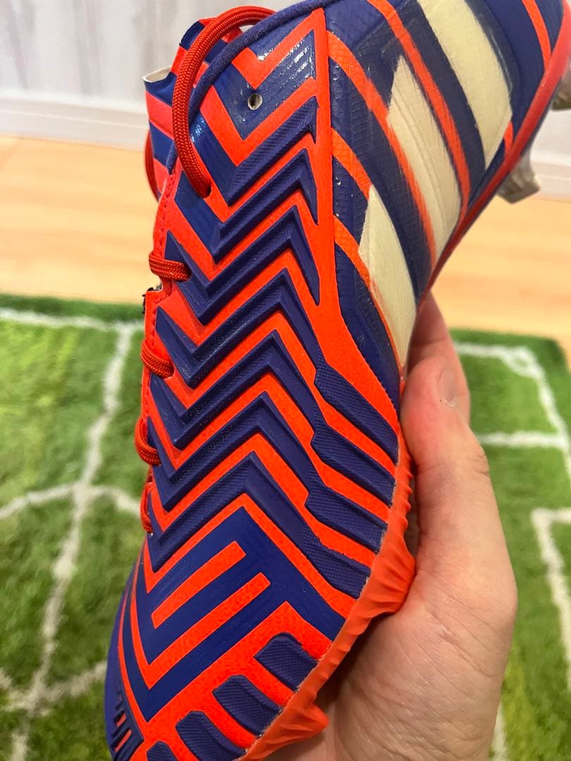 激レア サッカー スパイク アディダス プレデターインスティンクトFG
