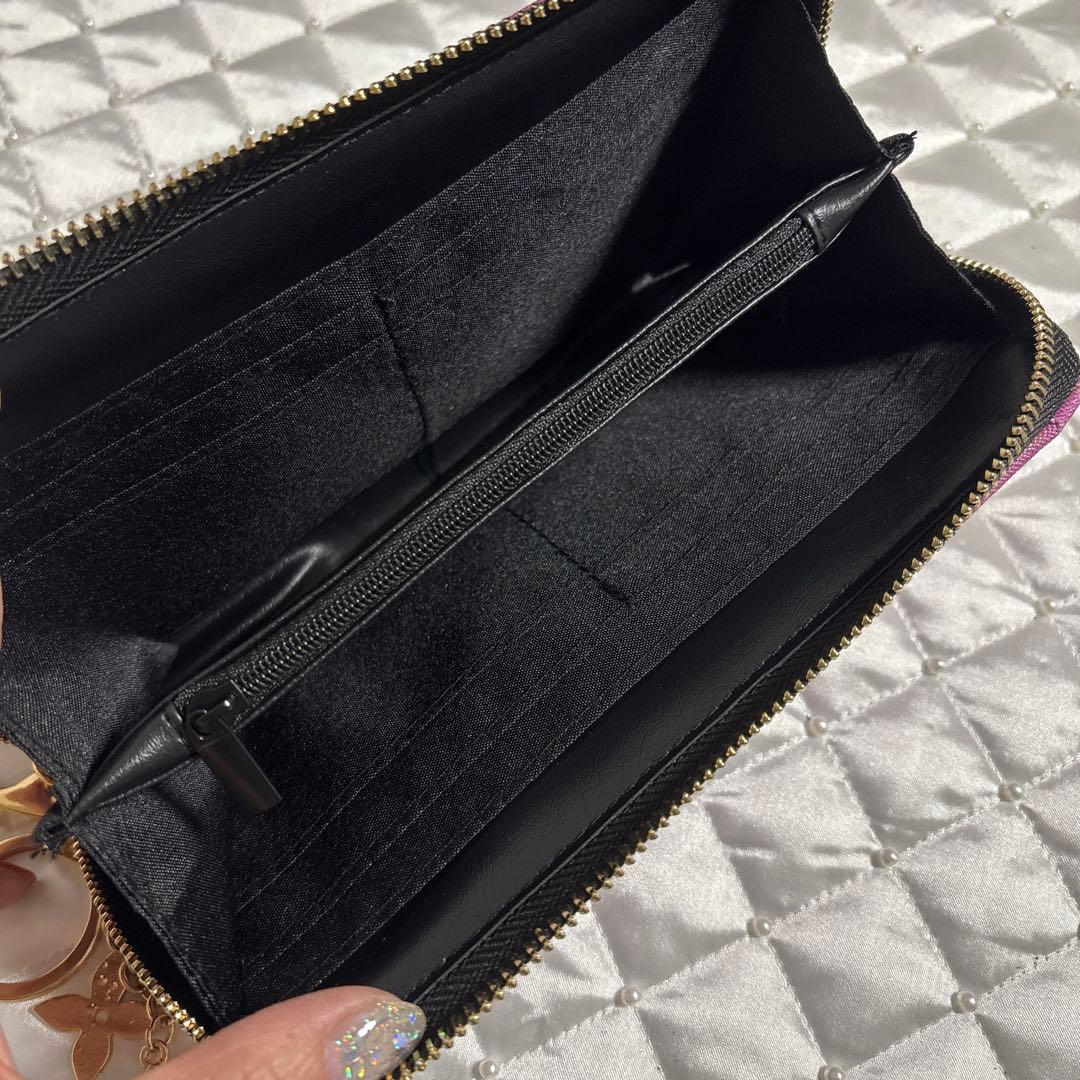 Ｌｖ モノグラム 長財布 通帳ケース マルチケース ピンク　キラキラチャーム付き