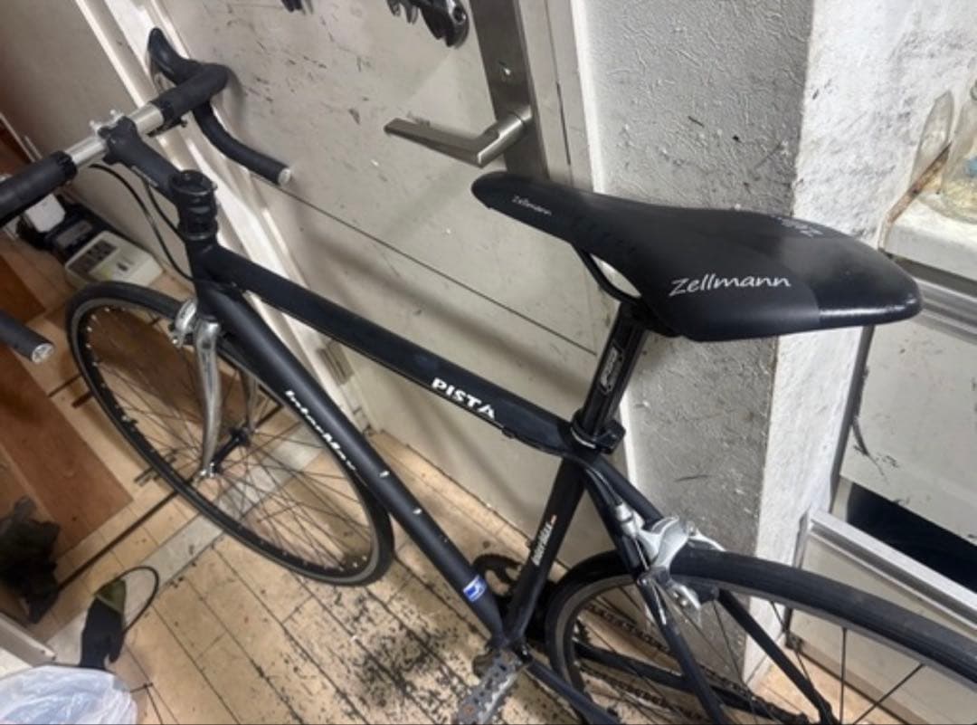 InterMax PISTA ブラック ロードバイク　26インチ 受け渡し大阪