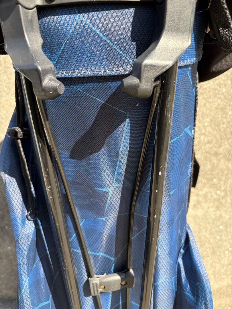 Oakley スタンドバッグ 青色 Oakleyロゴ付き