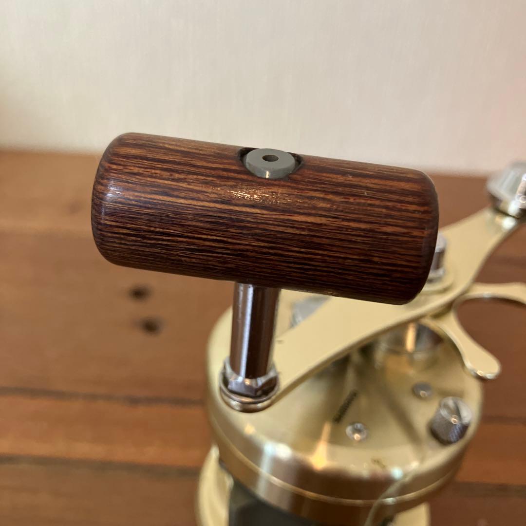 SHIMANO シマノ カルカッタ小船400