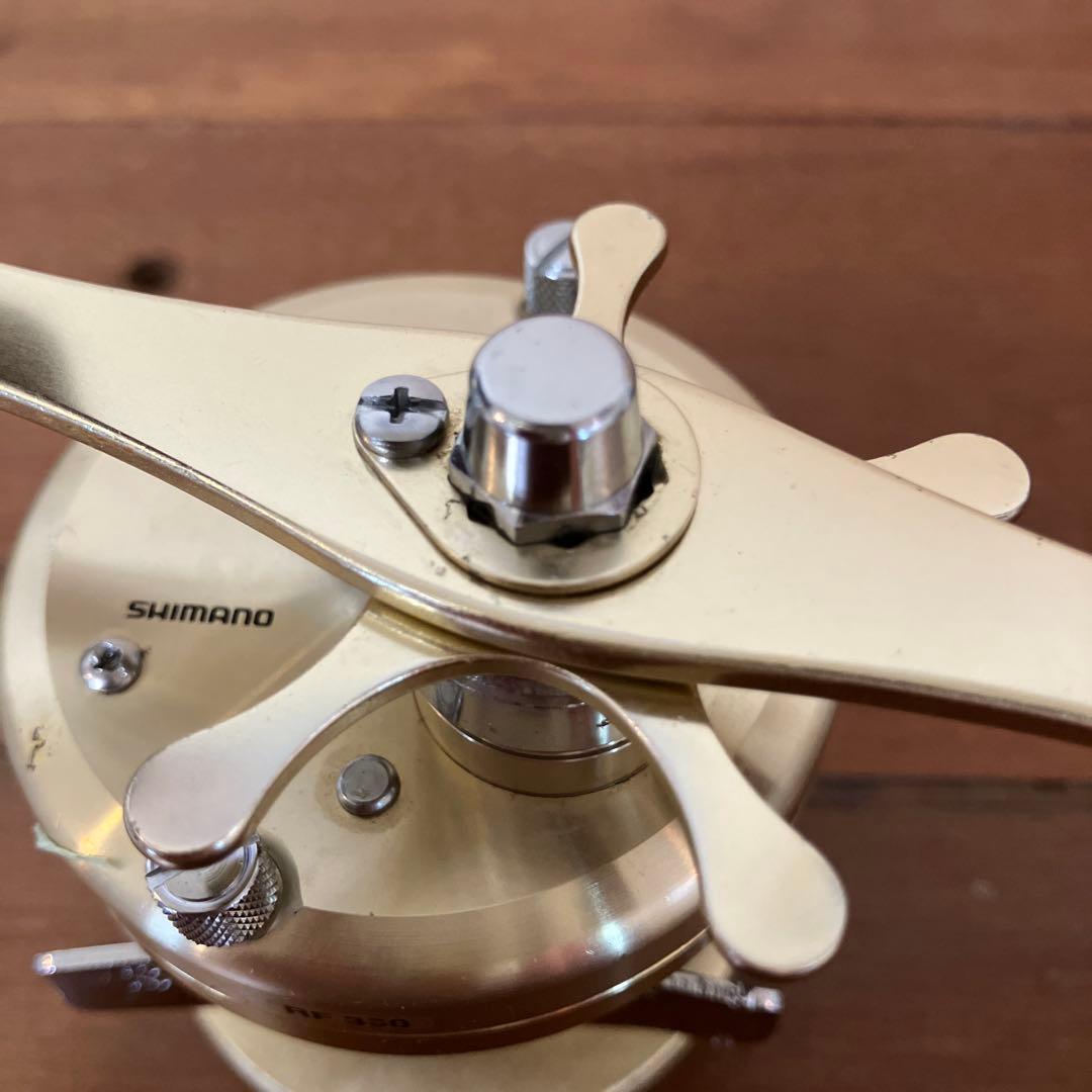 SHIMANO シマノ カルカッタ小船400