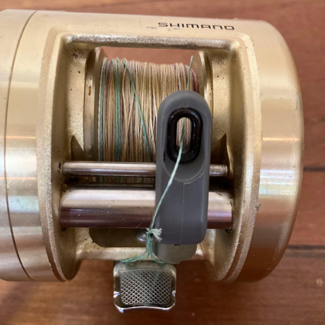 SHIMANO シマノ カルカッタ小船400