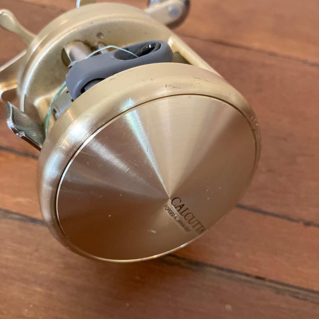 SHIMANO シマノ カルカッタ小船400