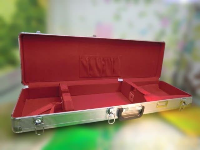 新品未使用(送料無料)13.000円　沖縄三線専用　一丁入アルミハードケース
