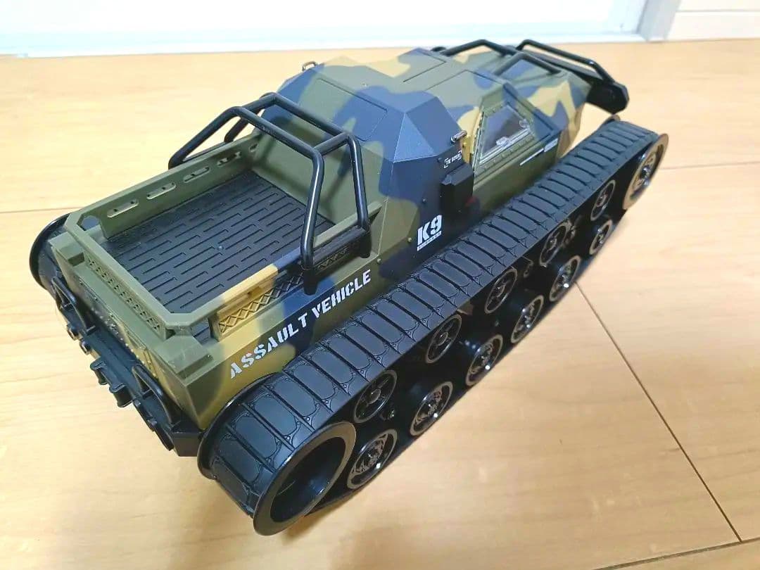 DEERCラジコン高性能履帯式軍事車両【ほぼ未使用品】