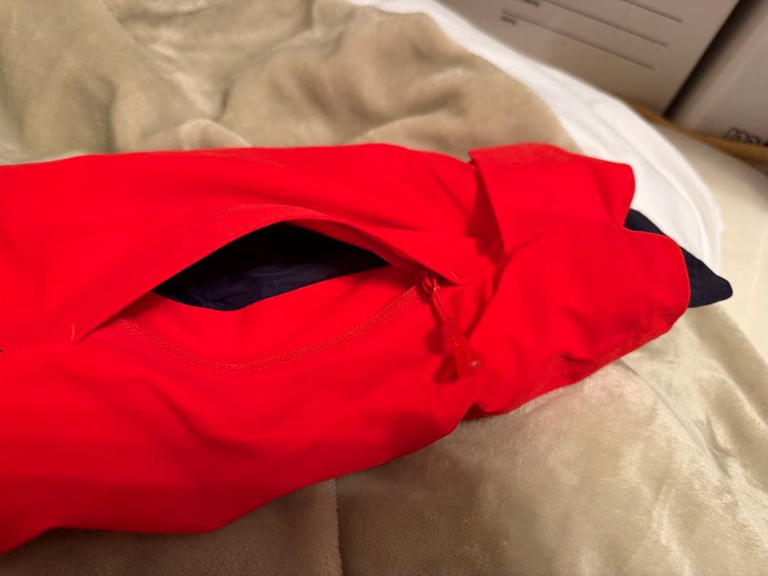 Salomon 22-23 Brilliant Jacket XLサイズ