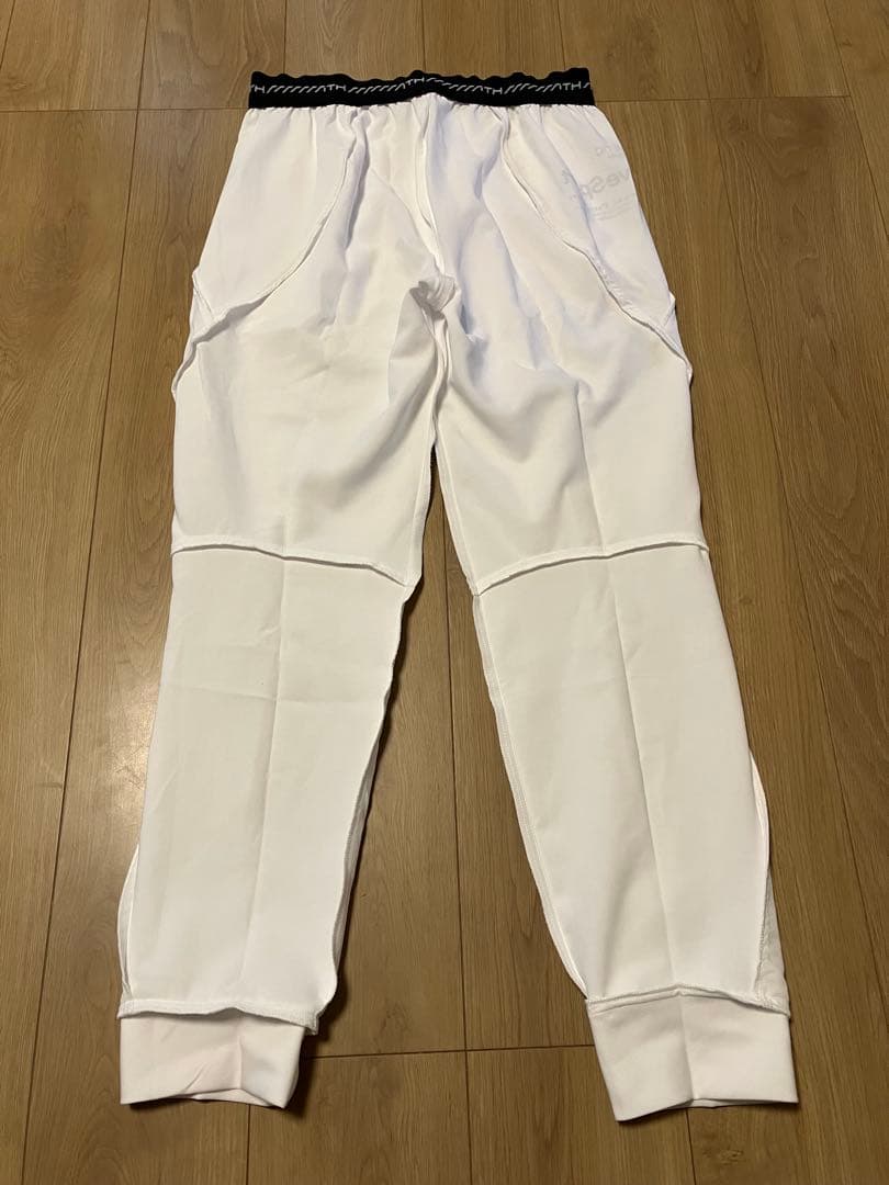 新品 未使用 デサント ムーブスポーツ パンツ 白 メンズ L トレーニング 春
