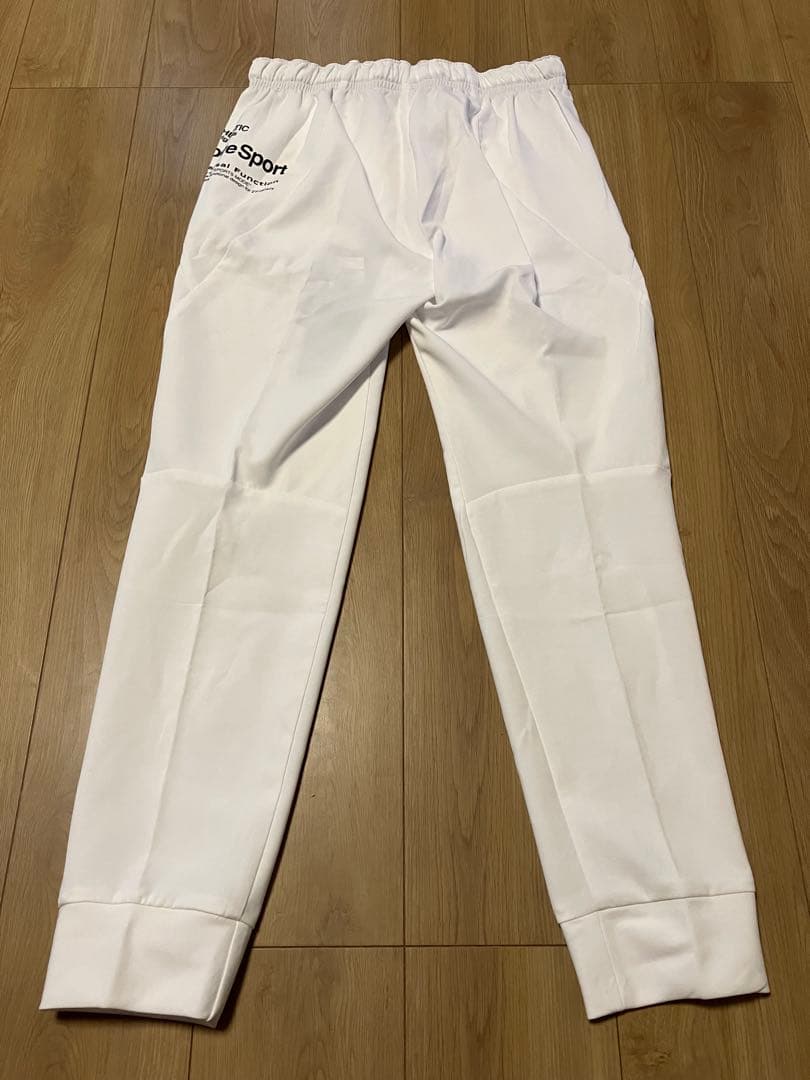新品 未使用 デサント ムーブスポーツ パンツ 白 メンズ L トレーニング 春