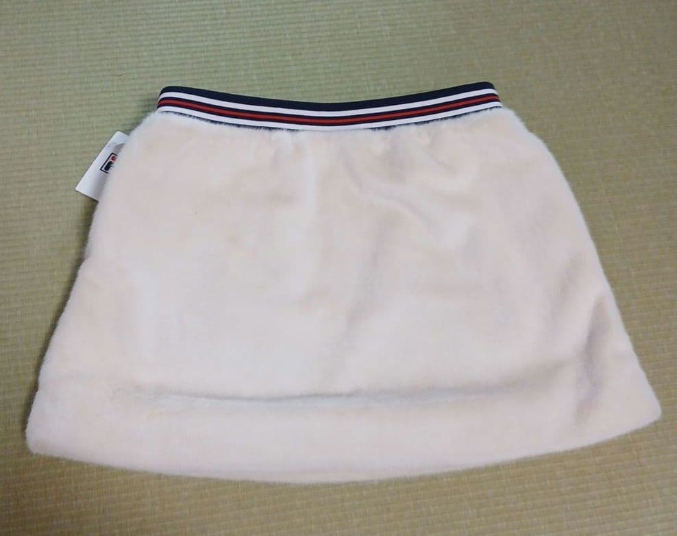 FILA　新品　フリーススカート　XL