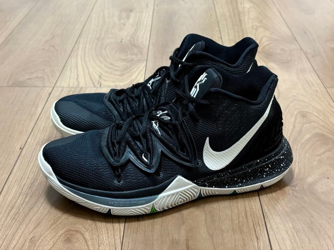 NIKE カイリー5 ブラック
