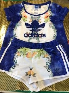 adidas originals 青フルーツ柄　セットアップ（Ｍ～Ｌ)