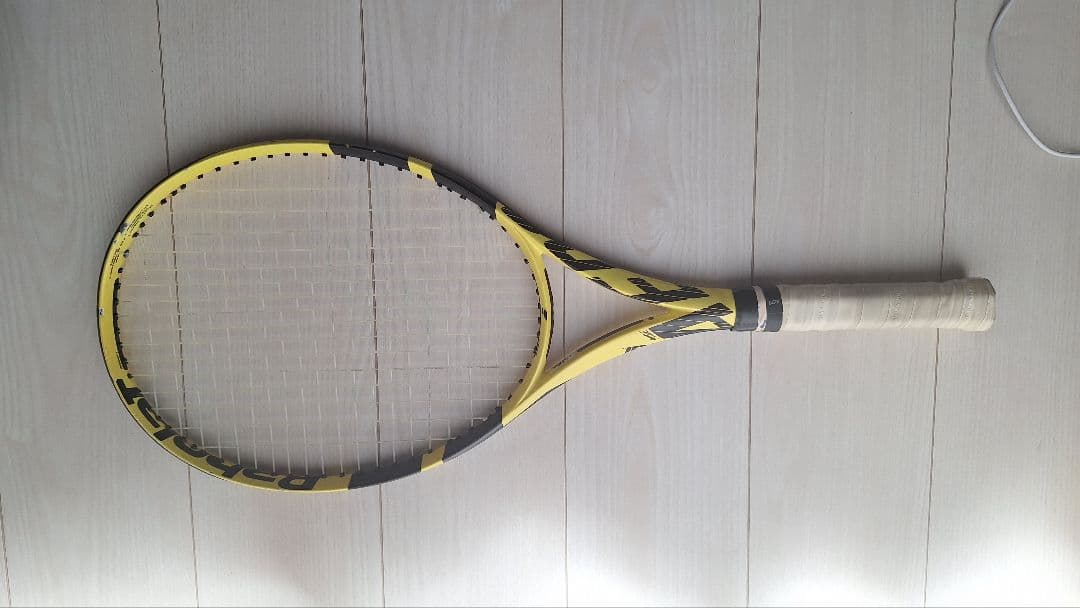 バボラ　ピュアアエロ　Babolat Pure Aero G2