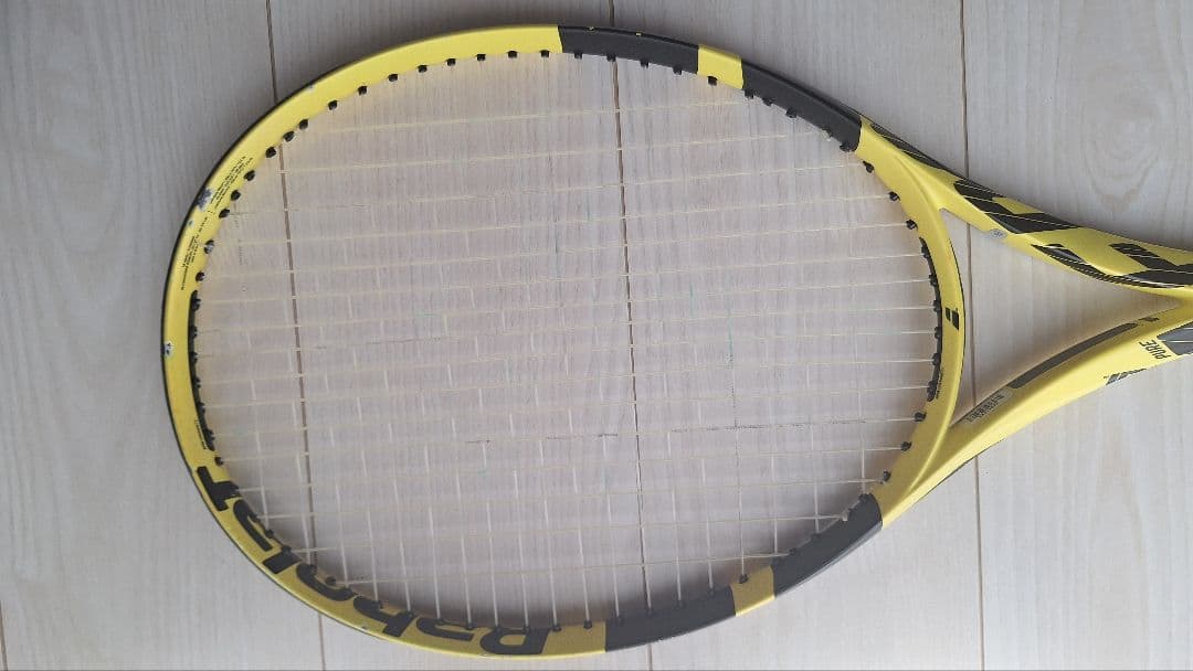 バボラ　ピュアアエロ　Babolat Pure Aero G2