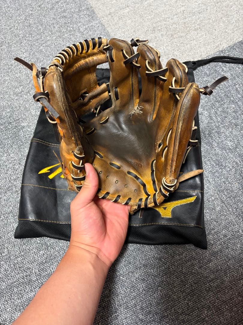 Mizuno ミズノプロ硬式グローブ 専用バッグ付き
