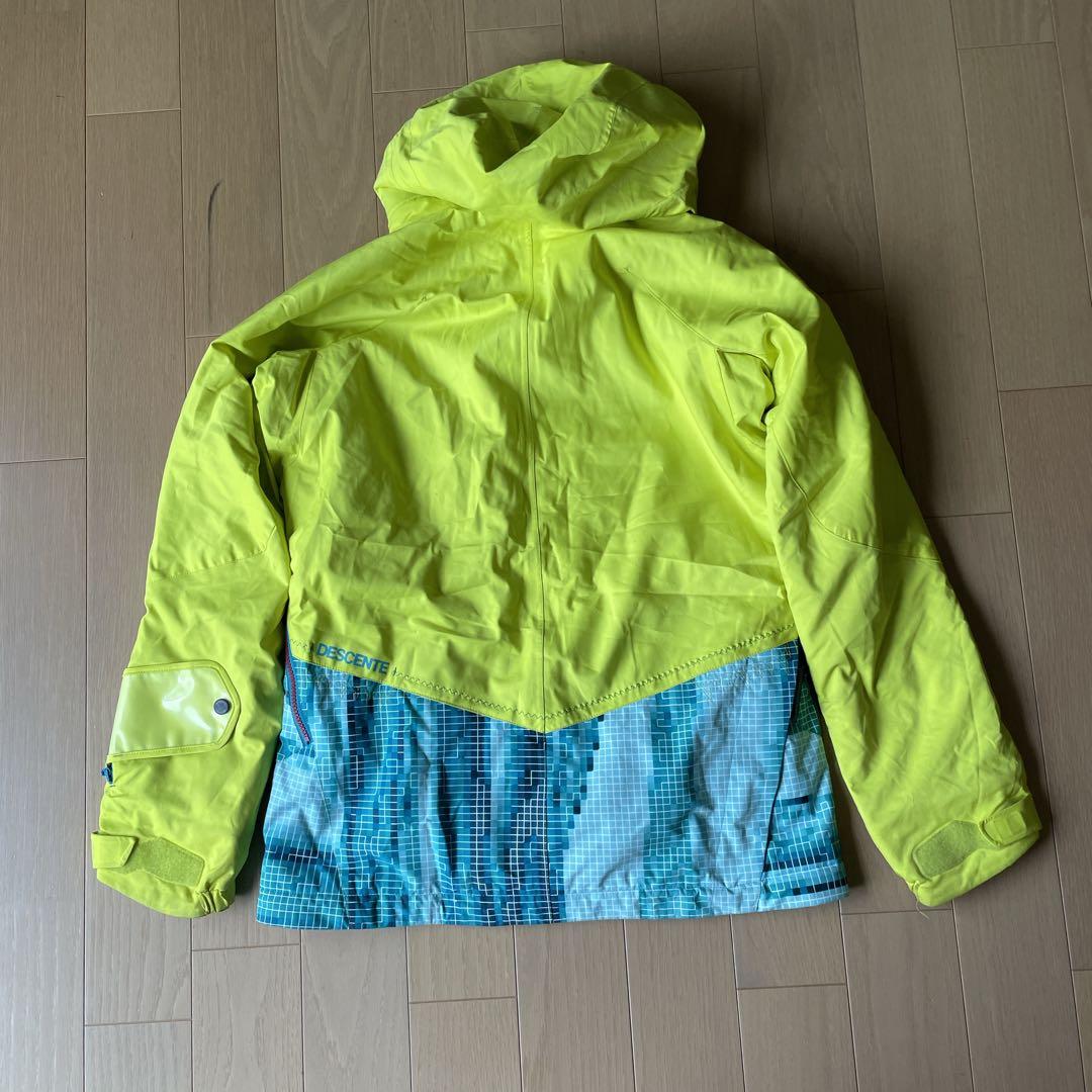 デサントDESCENTEスキーウェア　選手用デモチームサイズM/S 非売品　中古
