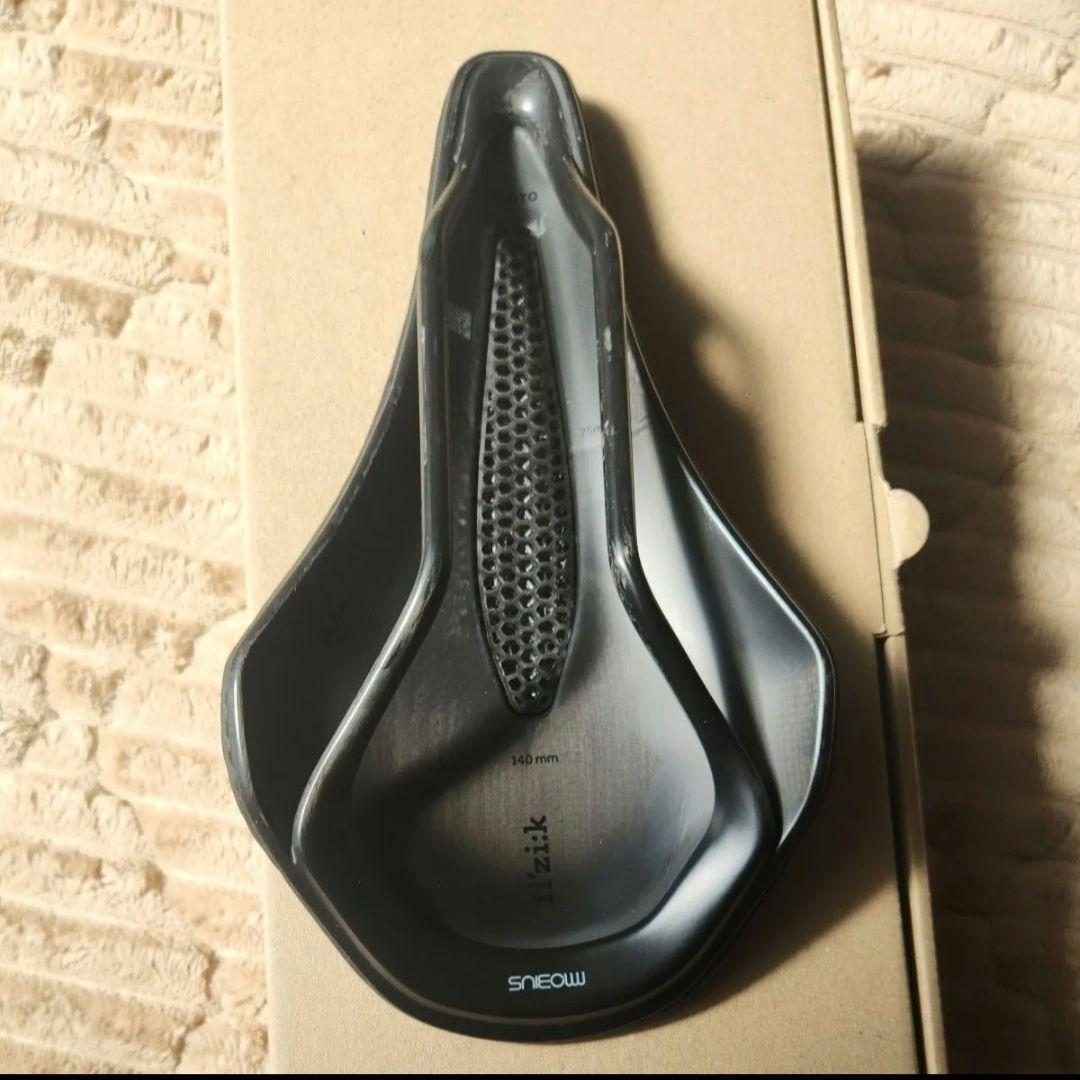 fizik VENTO ARGO 00 ADAPTIVE 140mm フィジーク