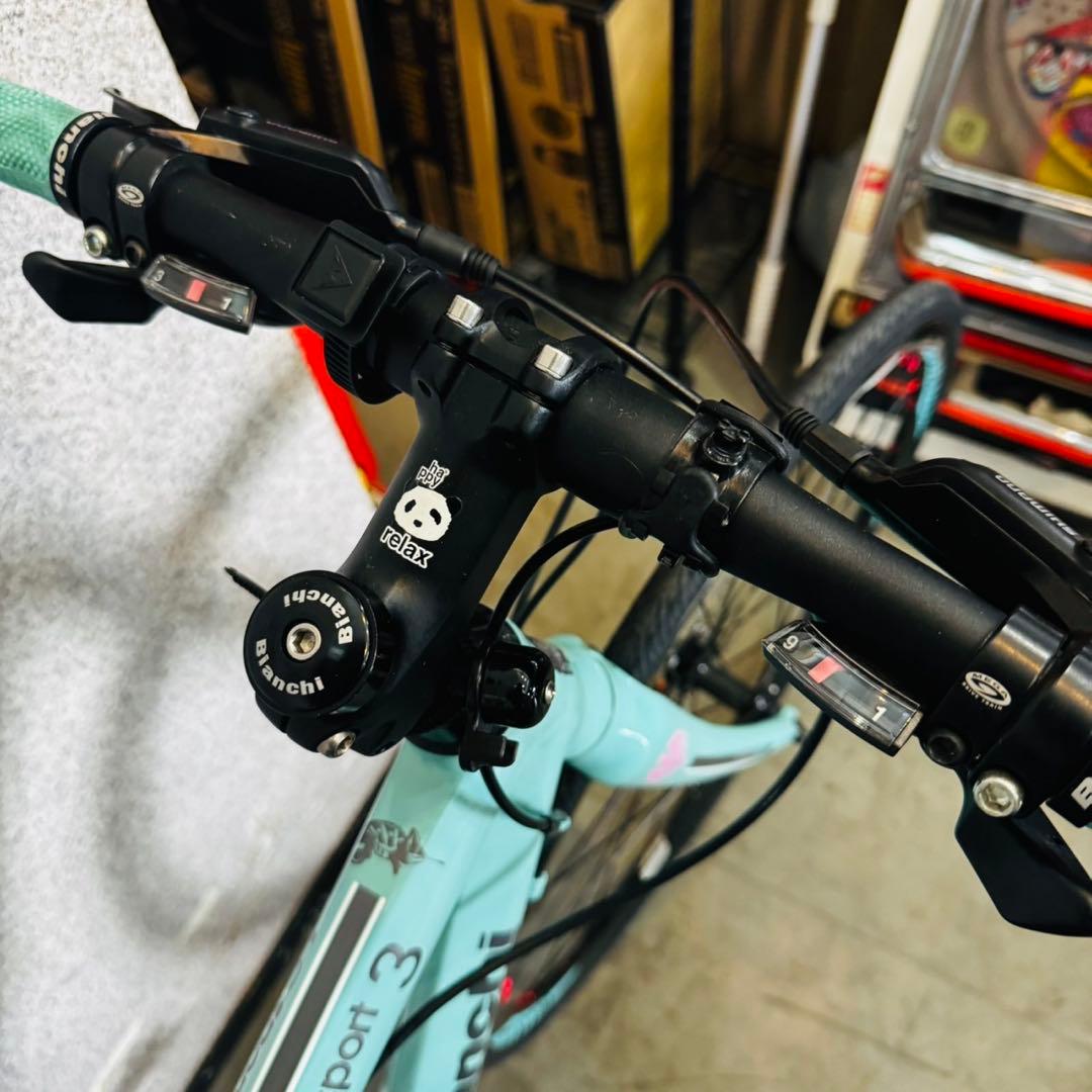 配送無料✨極美品！最新モデルBianchiビアンキ クロスバイク CSport3