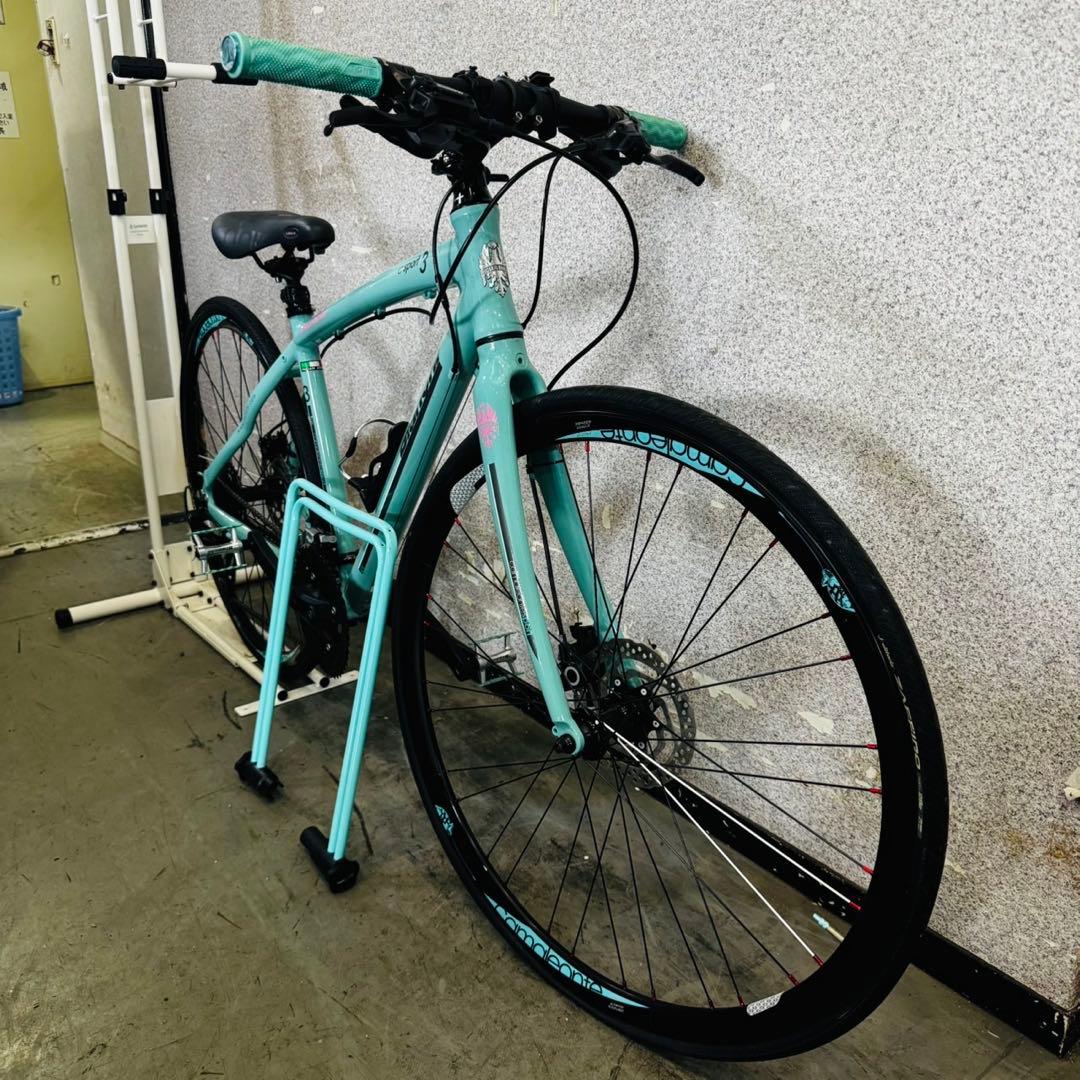 配送無料✨極美品！最新モデルBianchiビアンキ クロスバイク CSport3