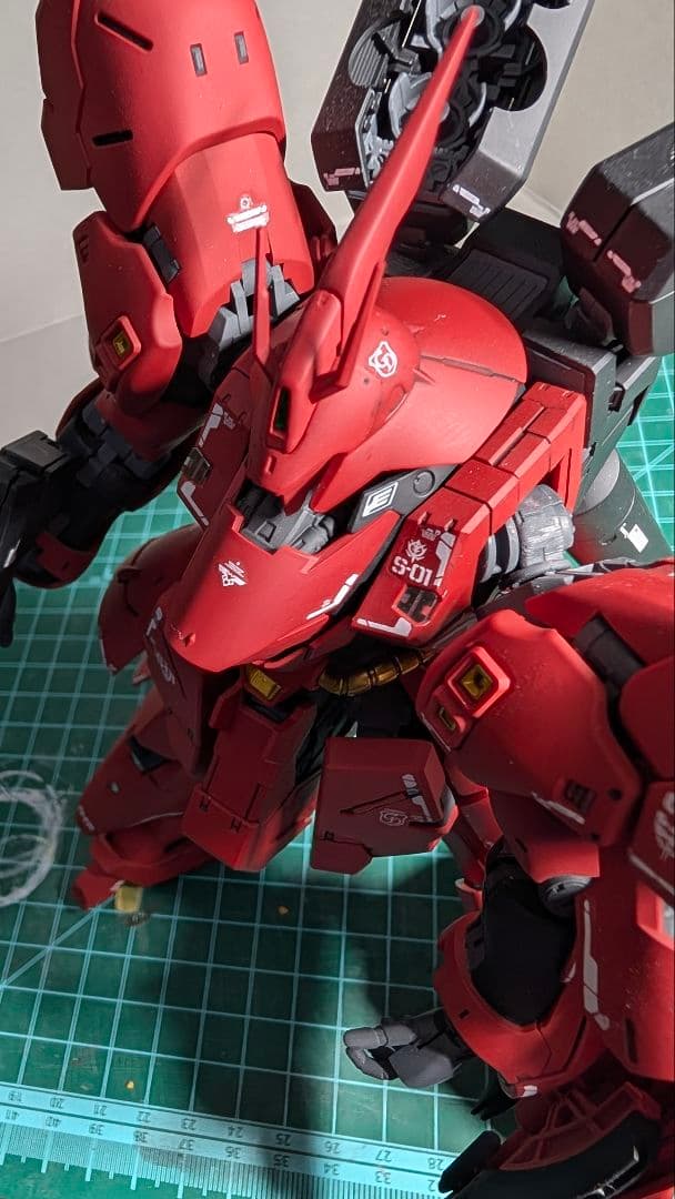 RX-93 rg νガンダム rgサザビー　塗装済み完成品