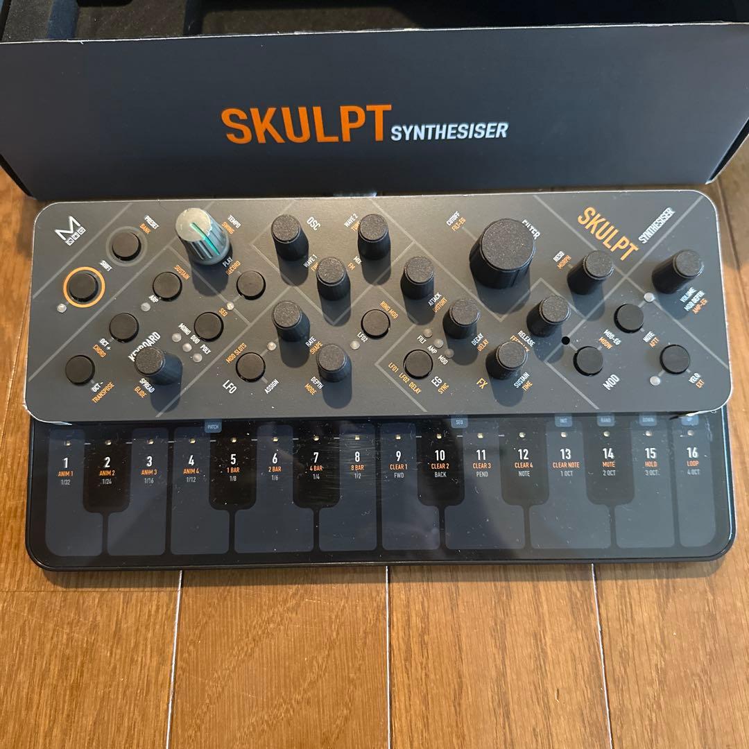 鍵盤楽器 Modal Electronics SKULPT SYNTHESISER