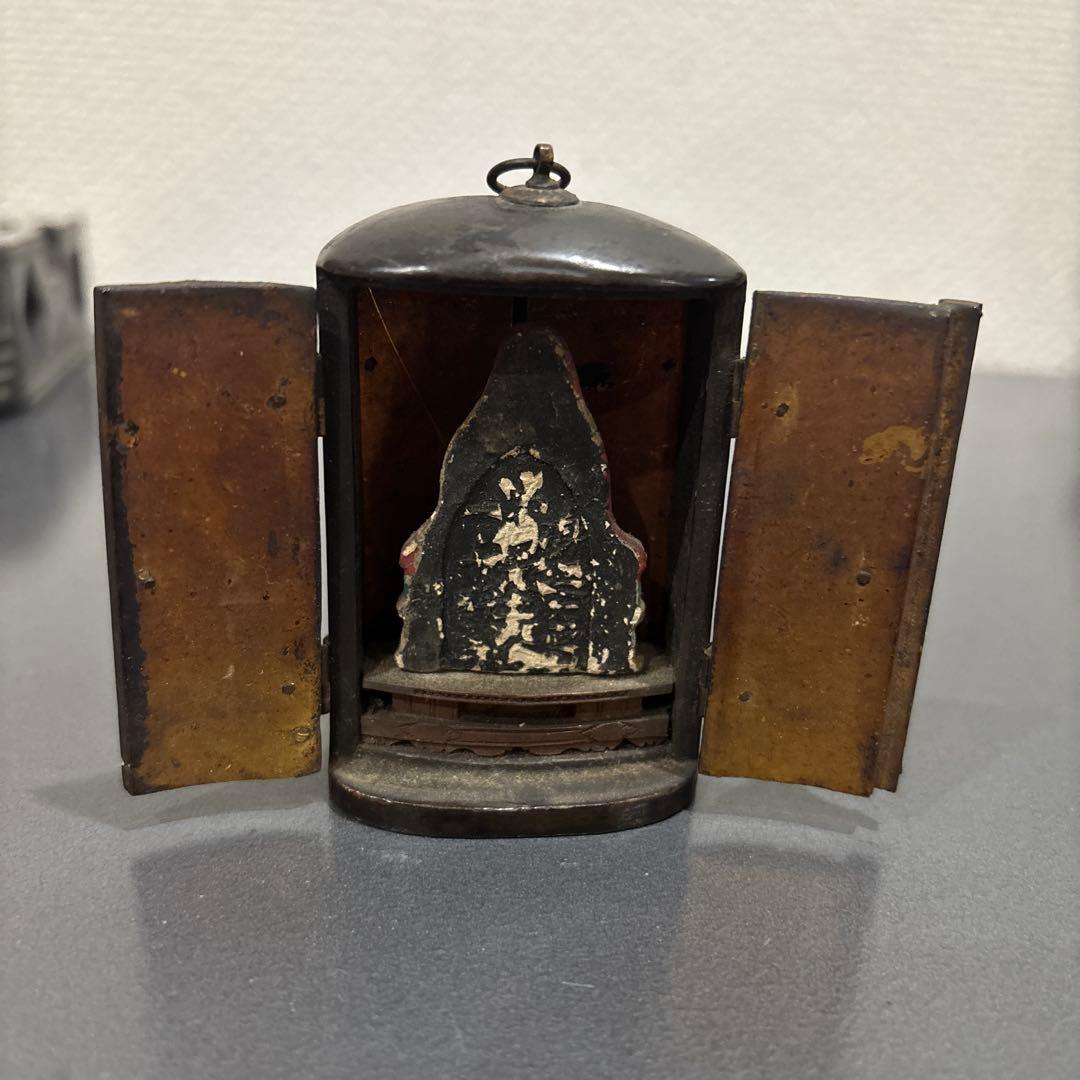 日蓮仏像　木製