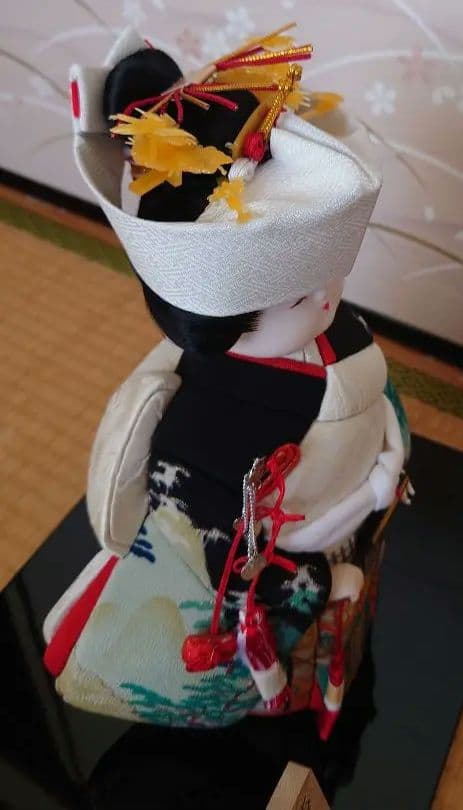 木目込人形 花嫁さん