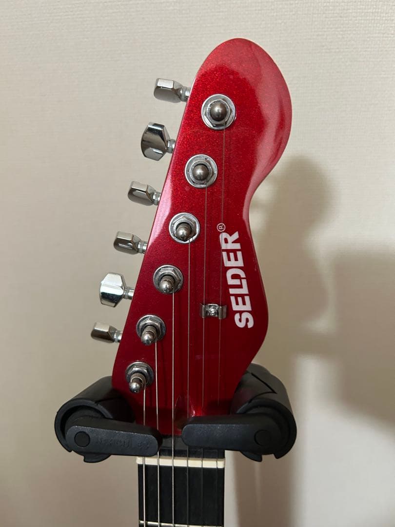 SELDER レッド エレキギター ストラトキャスタータイプ