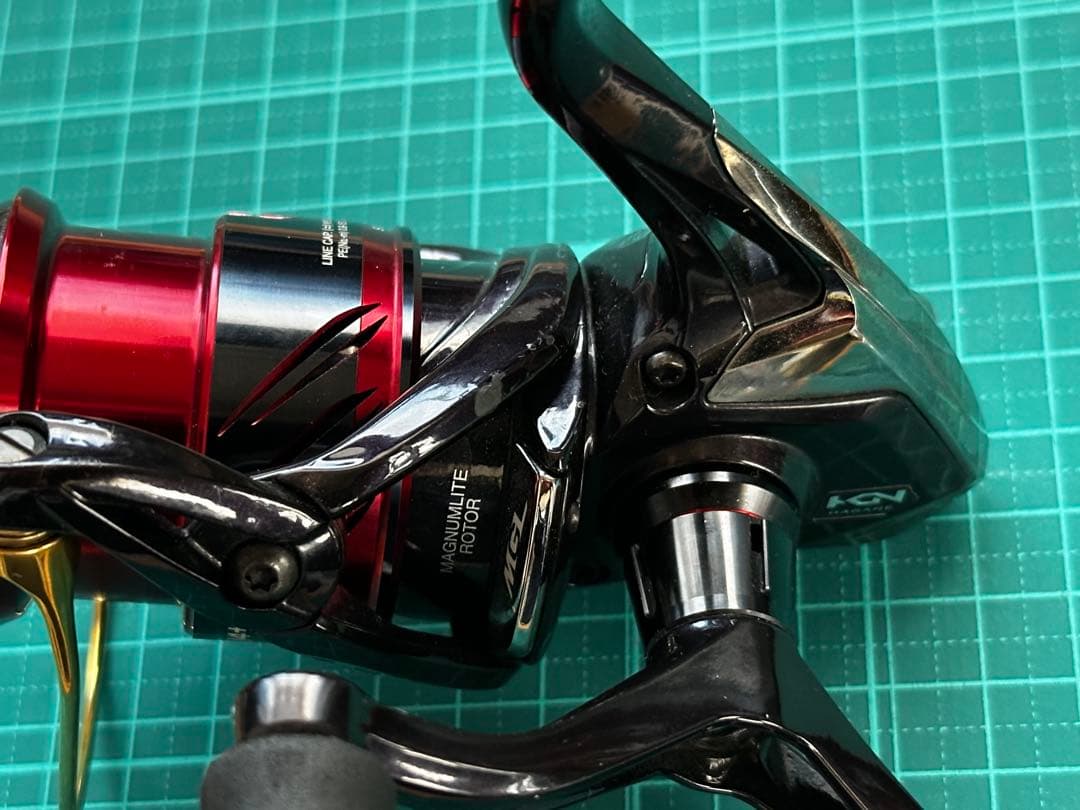 Shimano 17 Sephia CI4 C3000SDH スピニングリール