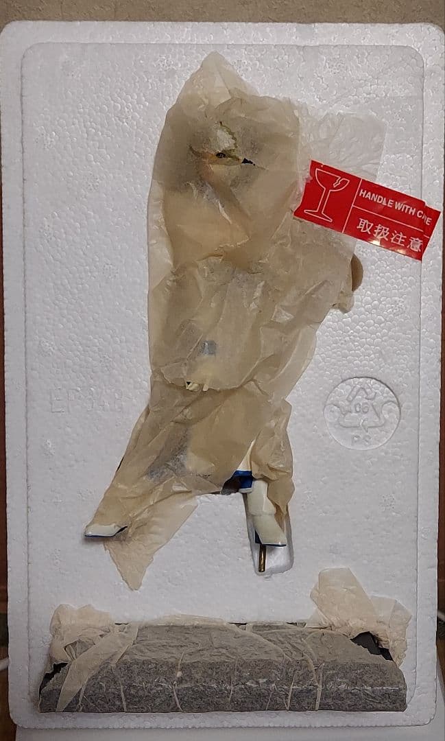 DEAD OR ALIVE 2 ヘレナ フィギュア 1/8スケール 完成品