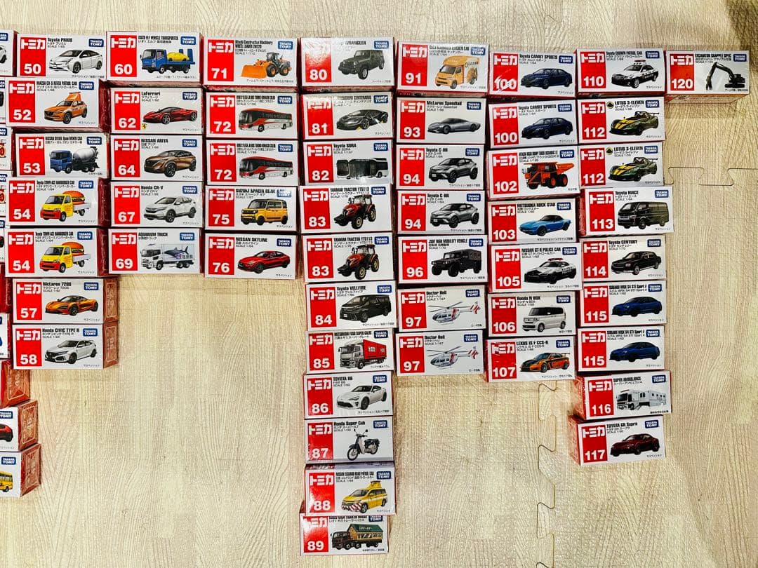 トミカ 約110台 まとめ売り 未開封多数 赤箱 ディズニー カーズ サウンド