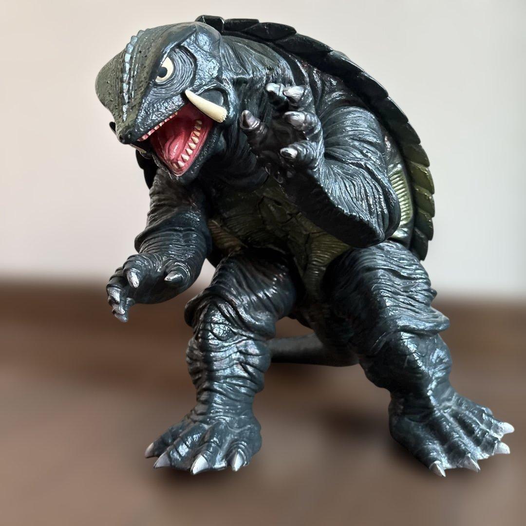 大怪獣ガメラ　大映　フィギュア　ソフビ　BANDAI